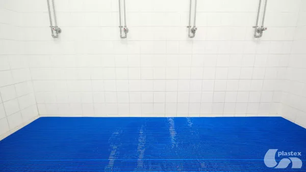 Covor la rolă/metru liniar din PVC, antiderapant, pentru piscine - albastru– Floorline – Plastex - Magazin Online Unilift Serv