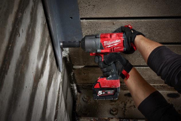 A60744E9 CDE1 4E15 A148 3FCB4AE17D33 Cheie de impact ¾" ONE-KEY M18 FUEL, cuplu ridicat și inel de fixare | M18 ONEFHIWF34-502X | Milwaukee - Magazin Online Unilift Serv Cheie de impact ¾ Cheie de impact ¾" ONE-KEY M18 FUEL, cuplu ridicat și inel de fixare | M18 ONEFHIWF34-502X | Milwaukee - imagine 3