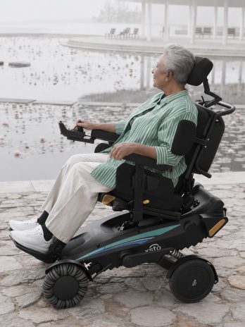 xsto x12 galerie4 Robot de mobilitate pentru orice teren, urcă scări | X12 | XSTO - Magazin Online Unilift Serv X12 | XSTO